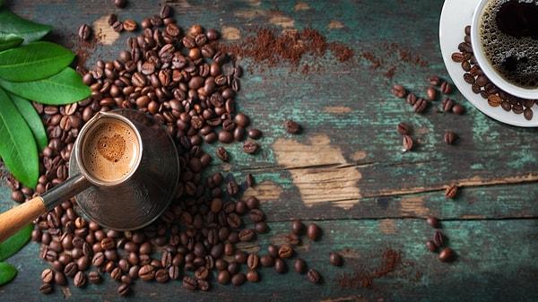 İtalyan kahve şirketi Lavazza, geçen yıl gelirinin yüzde 13 artışla 3 milyar dolara çıktığını açıklarken, son dönemde kârlılığındaki azalmayı kahve fiyatlarındaki artışa bağlamıştı.