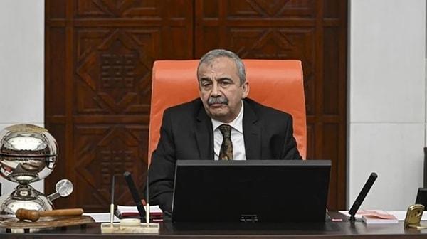 Halkların Demokrasi Partisi (DEM Parti) TBMM Başkanvekili Sırrı Süreyya Önder, Genel Kurul'daki oturumu yönetirken rahatsızlanınca oturuma ara verildi.
