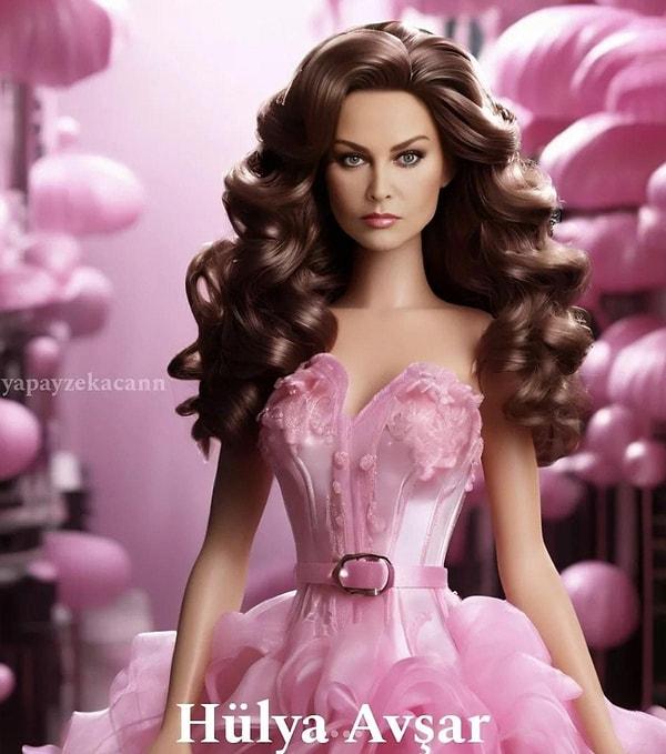 Bir arada Barbie akımına dahil edilen ünlüler bu sefer de bambaşka bir çalışmayla karşımızda! @yapayzekacann adlı Instagram hesabı, bu sefer de birbirinden karizmatik oyuncuların saçlarını dökerek onları kel yaptı! Hadi görsellere beraber bakalım...