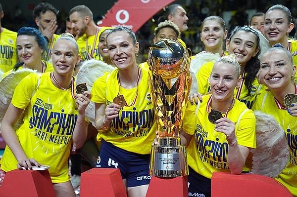 Fenerbahçe Opet, Sultanlar Ligi şampiyonu oldu.