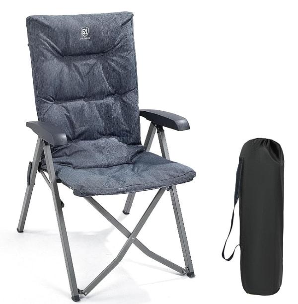 10. Kamp deneyiminizi bir üst seviyeye taşıyacak olan bu katlanabilir kamp sandalyesi, konforunuzu ikiye katlayacak.