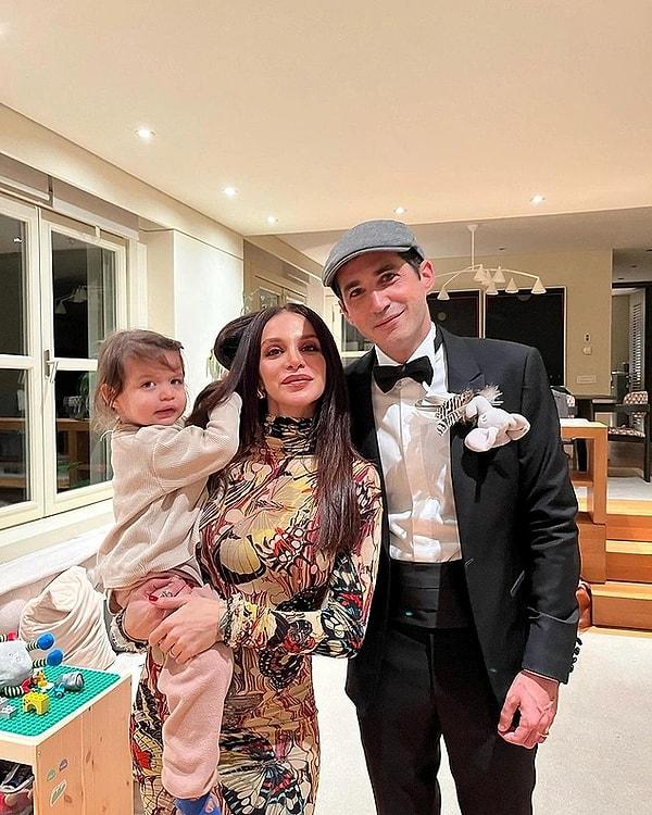 Müziği bıraktığını açıklayan Kemer, 2020 yılının Aralık ayında sekiz yıllık sevgilisi reklamcı Emir Medina ile dünyaevine girmiş ve 2021 yılında da ilk bebeğini kucağına almıştı.