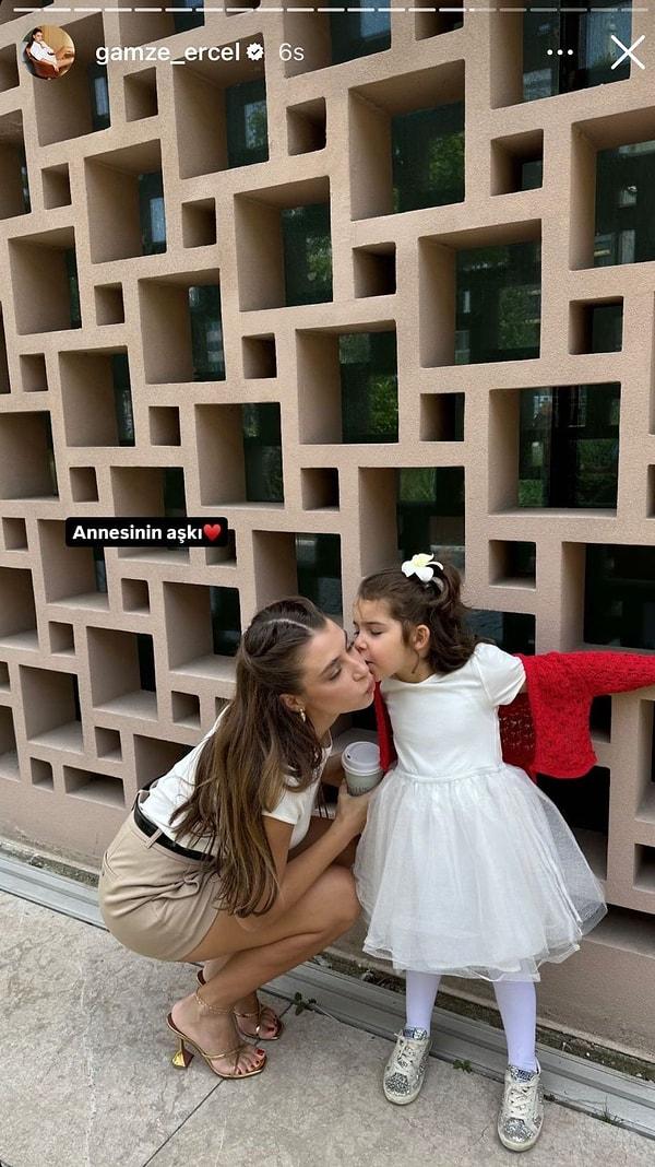 Hande Erçel'in yeğeni minik Mavi annesi Gamze Erçel'i öpmelere doyamadı ❤️