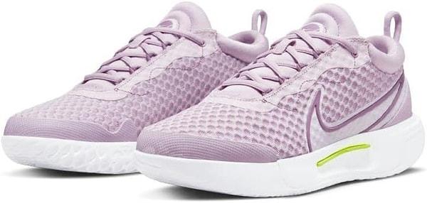 9. Nike Court Zoom Pro Tenis Ayakkabısı Kadın