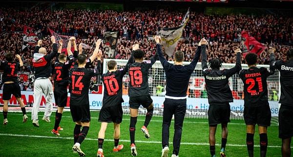 Leverkusen'in bu sezon geriye düştüğü maçlarda gol attığı dakikalar 👇