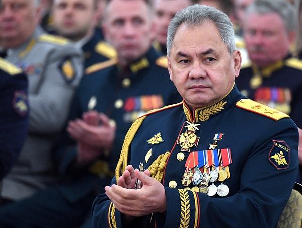 Nikolay Patruşev, Güvenlik Konseyi Sekreteri görevinden alınan Peskov Patruşev’in yerine Daha önce Savunma Bakanı olan Sergey Şoygu'nun atanmasına karar verildi.
