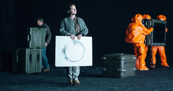 Arrival filmindeki yuvarlak işaretler