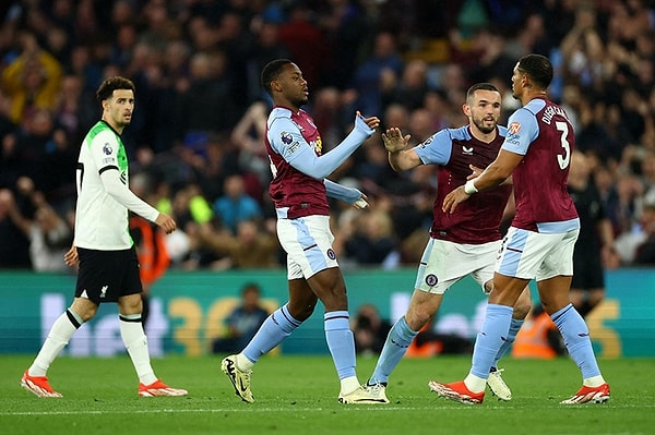 İngiltere Premier Lig'in 37. haftasında Aston Villa, Liverpool'u konuk etmiş, mücadele 3-3'lük eşitlikle noktalanmıştı.