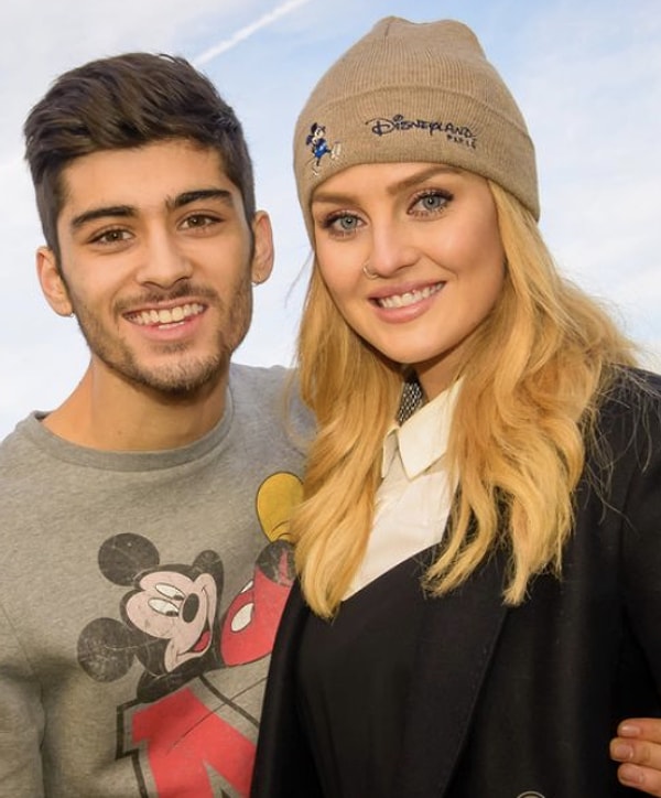 Ailesinin baskısıyla büyüdüğünü söyleyen Zayn Malik "17 yaşımdan 21 yaşıma kadar bir ilişki içerisindeydim. Nişanlandım, evlenmeyi planlıyordum ama bu noktada ne yapacağım konusunda hiçbir fikrim yoktu. 21 yaşındaydım ve bir şeyleri bildiğimi sanıyordum. Yasal olarak her şeyi yapabilecek yaştaydım ama bir b*k bildiğim yoktu." ifadelerini kullandı.