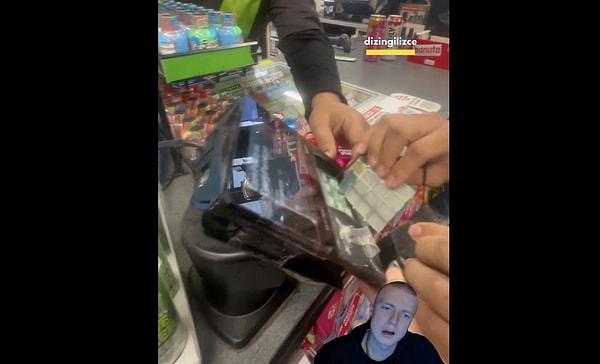 Bir markette alışveriş yapan bir çift, pos cihazının içinde tarayıcı olduğunu farketti.