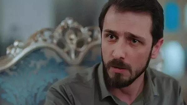 3. Kızılcık Şerbeti'nde Mustafa karakterine hayat veren Emrah Altıntoprak'ın yıllar önce Yalın'ın şarkılarını seslendirdiği dondurma reklamında oynadığı ortaya çıktı.
