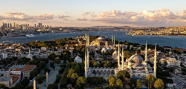 9. İstanbul'un kaç ilçesi var?