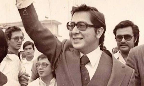 24 Mayıs 1981'de Ekvador Cumhurbaşkanı Jaime Roldos Aguilera ve Savunma Bakanı General Marco Aurelio, bindikleri uçağın Peru sınırına yakın bölgeye düşmesi sonucu hayatlarını kaybetti.
