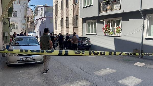 Olay, saat 15.00 sıralarında Nilüfer ilçesi Çamlıca Mahallesi Bağlar sokakta bulunan 4 katlı apartmanın bodrum katında meydana geldi.