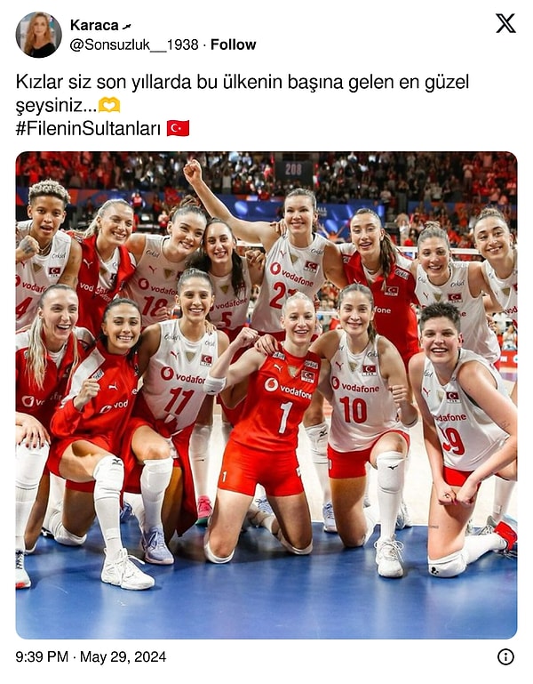 VNL'deki beşinci müsabakasında üçüncü galibiyeti elde eden A Milli Kadın Voleybol Takımımıza gelen yorumlar 👇🏻