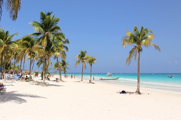 4. Playa Paraiso