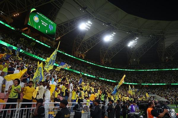 Fenerbahçe'nin eski teknik direktörü Jorje Jesus yönetimindeki Al-Hilal, penaltılarda rakibine 5-4 üstünlük kurdu ve kupayı müzesine götürdü.