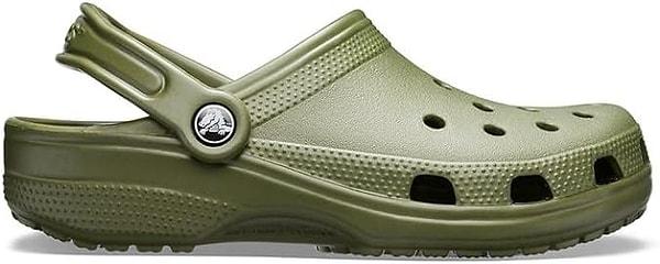 Croslite malzemesi ile hafif bir tabana sahip olan Crocs Classic Army Green Terliği tüm yaz ayağınızdan çıkarmayacaksınız!