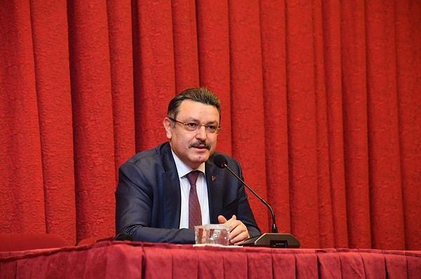 Ekrem İmamoğlu seçim önce kurulda konuşma yapmadı, rakibi Ahmet Metin Genç ise salonda bulunan seslendi.