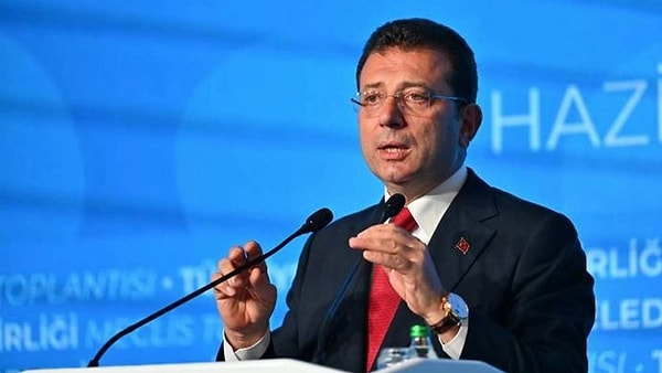 Ekrem İmamoğlu, TBB Başkanlığı için AK Partili Trabzon Büyükşehir Belediye Başkanı Ahmet Metin Genç ile yarışmış ve rakibine büyük fark atarak başkan seçilmişti.