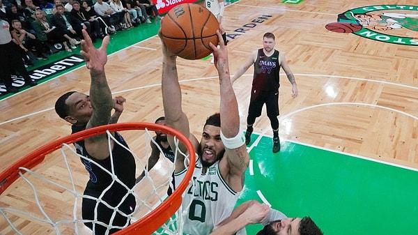 Doğu Konferansı lideri Boston Celtics ile Batı Konferansı’nın sürpriz takımı Dallas Mavericks'in karşı karşıya geldiği NBA final serisinde ikinci maç oynandı.