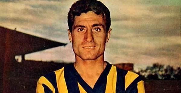 Türk futbolunun ve Fenerbahçe'nin en popüler futbolcularından biri olan Rum asıllı Lefter Küçükandonyadis’in hayatı film oluyor. Lefter, Fenerbahçe'de 1947-1964 yıllarında forma giymiş ve Türk futbolunun en sevilen isimlerinden biri haline gelmişti.