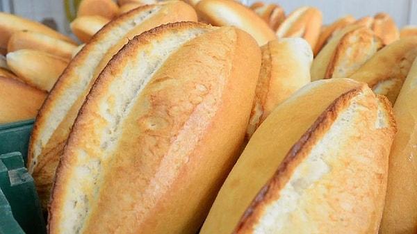 İstanbul’daki Halk Ekmek bayilerinde 250 gramlık ekmek 8 liradan satışa sunuldu.