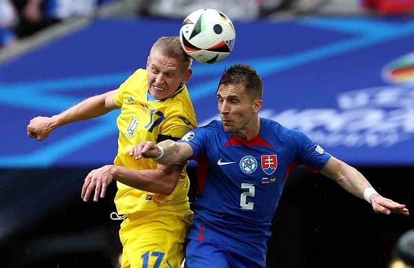 Almanya’da düzenlenen 2024 Avrupa Futbol Şampiyonası (EURO 2024) E Grubu ikinci maçında Slovakya ile Ukrayna, Düsseldorf’da bulunan Düsseldorf Arena’da karşı karşıya geldi.