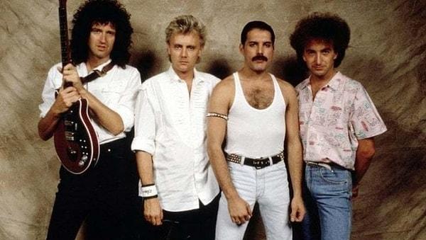 Sony Music, efsanevi rock grubu Queen'in müzik kataloğunu satın aldığını duyurdu: Satış müzik dünyasının rekoru olarak tarihe geçti!