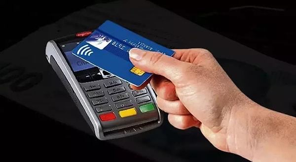 Alışverişlerde artık küçük tutarlar bile kredi kartlarıyla ödenirken temassız işlem limiti de yetmez oldu.
