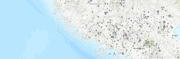 Avrupa-Akdeniz Sismoloji Merkezi, Peru’nun güney kıyılarında meydana gelen depremin büyüklüğünü 7.0 olarak paylaştı.