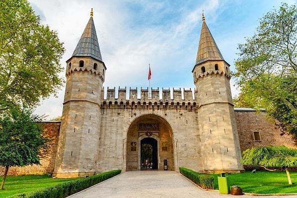 İstanbul'daki saray ve kasırlar artık gece de kapılarını ziyaretçilere açacak.