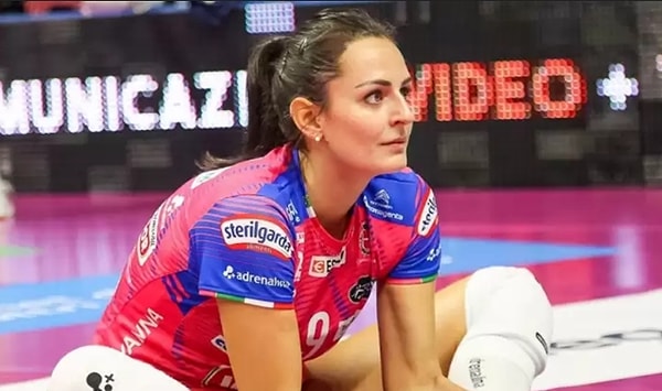 Bu 3 isme 2 yeni transfer de eklenince toplam rakam 5 oluyor. İtalya kadrosuna seçilen Caterina Bosetti ve Çinli Yuan Xinyue ile birlikte Vakıfbank'ın Olimpiyat'ta mücadele edecek isimleri belli olmuş oldu.