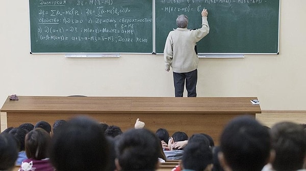 DHA'da yer alan habere göre, vakıf üniversitelerinin de gelecek yıla yönelik planlamalarını buna göre yapmaları istendi.