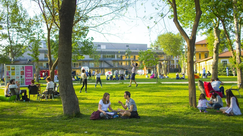 İstedikleri Mesleğe Dair Detaylı Bilgi Edinmek İsteyenler İçin BİLGİ’de ‘Tercih Günleri’ Başladı!