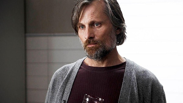 Viggo Mortensen revealed the reason in an interview with Vanity Fair.