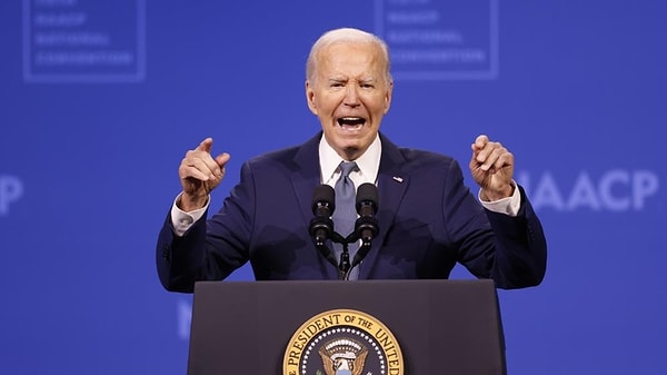 Joe Biden, Kasım ayında gerçekleşecek olan başkanlık seçimlerinden çekildiğini açıkladı.