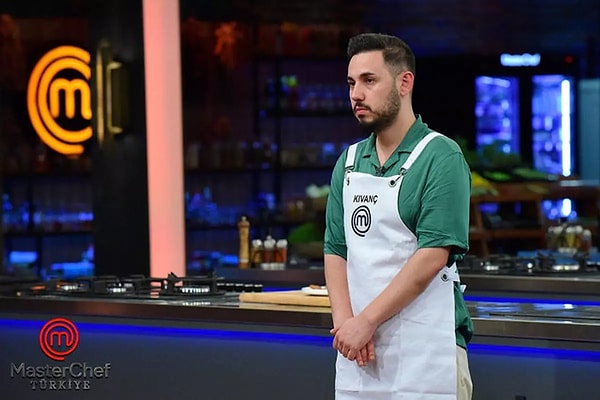 MasterChef Türkiye'nin tanınmış yüzlerinden olan ve hem MasterChef 2022 yılında hem de MasterChef All Star yarışmalarında önemli başarılara imza atan Kıvanç Karadeniz, sosyal medya üzerinden yaptığı bir paylaşımla gündeme oturdu.