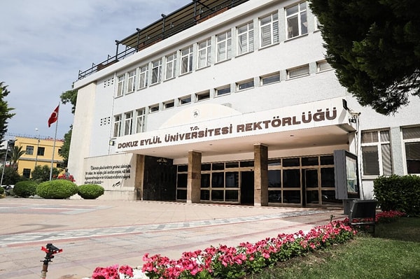 Dokuz Eylül Üniversitesi Rektörlüğüne Prof. Dr. Bayram Yılmaz