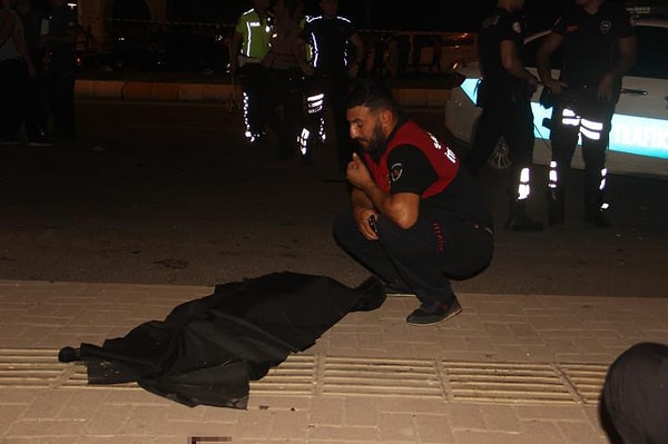 Edinilen bilgiye göre kaza, akşam saatlerinde Şanlıurfa'nın Eyyübiye ilçesi Akçakale Caddesi üzerinde yaşandı.