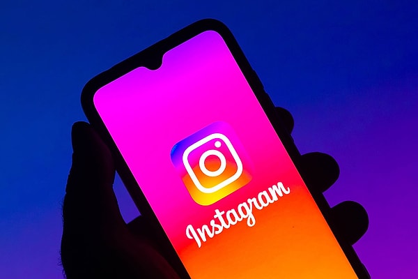 Kullanıcılar, platforma erişim sağlamada sorun yaşarken 'Instagram çöktü mü?' sorusuna yanıt arıyor.