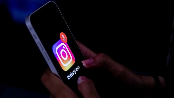 Instagram’ın Türkiye’de erişime kapatılması, BTK’nın Instagram’ın katalog suçlarla ilgili düzenlemelere uymadığı gerekçesiyle almış olduğu bir karar.