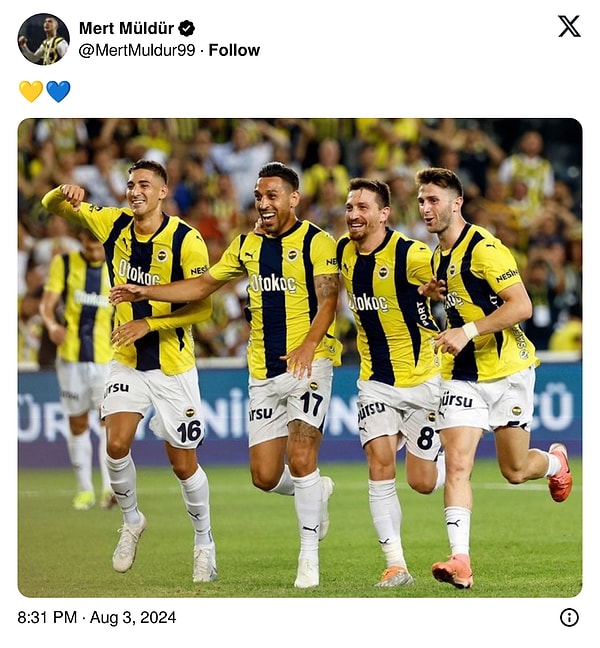 Daha sonra Fenerbahçe'nin milli futbolcularından Mert Müldür de gol sevinci yaşadıkları bir fotoğrafı aynı emojilerle paylaştı.