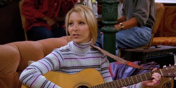 You all know Lisa Kudrow, who played the role of Phoebe Buffay in the show Friends.