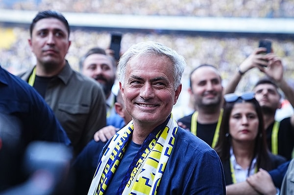 Gelişiyle camiada büyük beklentilere neden olan Jose Mourinho, dün gece Lille karşısında ön eleme turlarındaki ilk mağlubiyetini aldı. Portekizli teknik adamın alışık olmadığı bu durum sonrası basın toplantısında umudunu koruduğu gözlendi.