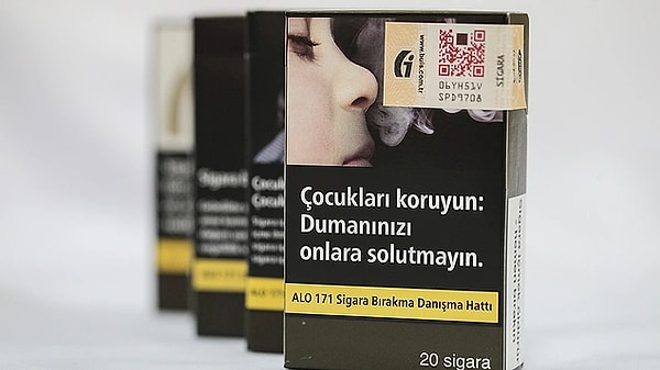 4. Philip Morris sigara grubuna 5 Ağustos'dan itibaren geçerli olmak üzere beş lira zam yapıldı.