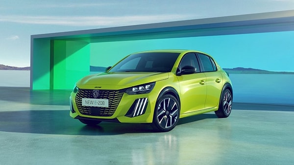 Peugeot E-208 fiyat listesi Şubat 2025