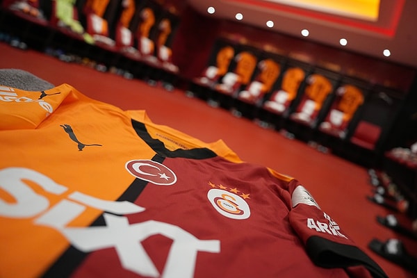 Süper Lig'de yeni sezon, Galatasaray - Hatayspor karşılaşması ile başladı.