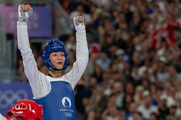 Yarı finalde Fransız Althea Laurin'e yenilen ve altın madalya şansını kaybeden milli sporcu, bronz madalya maçında İngiliz Rebbeca McGovan ile karşı karşıya geldi.