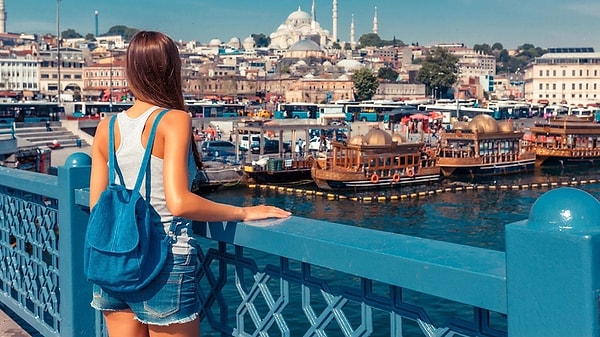 İstanbul seyahatinde yaşadığı kötü tecrübeleri Reddit'te paylaşan Hollandalı turist, şunları söyledi: "Türkiye'den kalbim kırık bir şekilde ayrılıyorum."